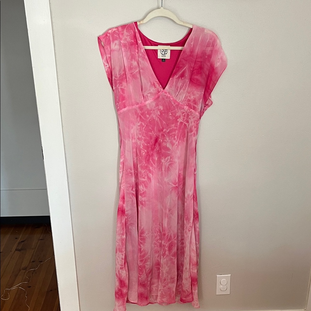 Sage Collective Pink Tie-Dye V-Neck Dress